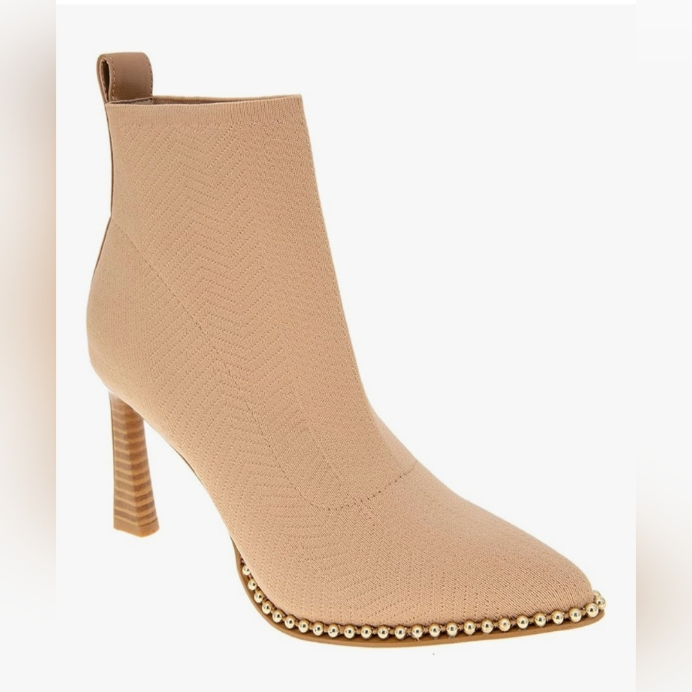 NIB BCBGeneration Women's Beya Fashion Boot
